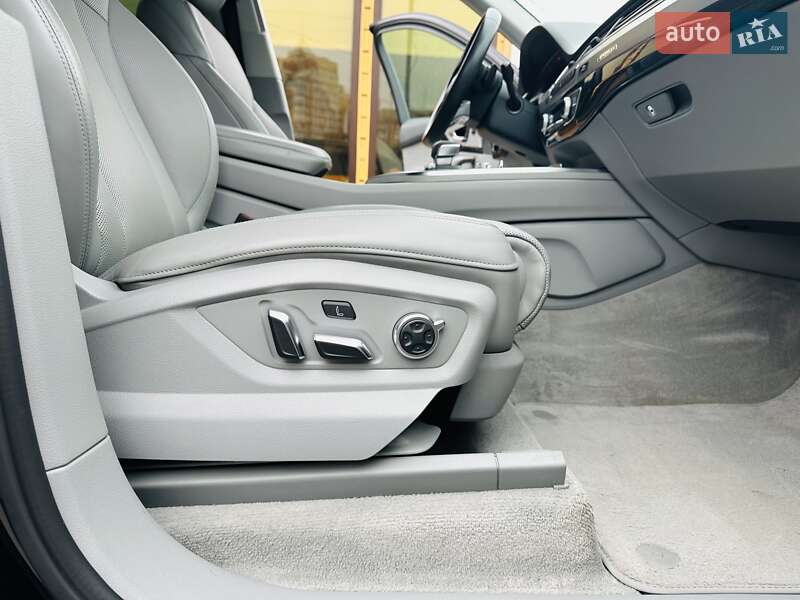 Внедорожник / Кроссовер Audi Q7 2018 в Киеве фото 28 Внедорожник / Кроссовер Audi Q7 2018 в Киеве