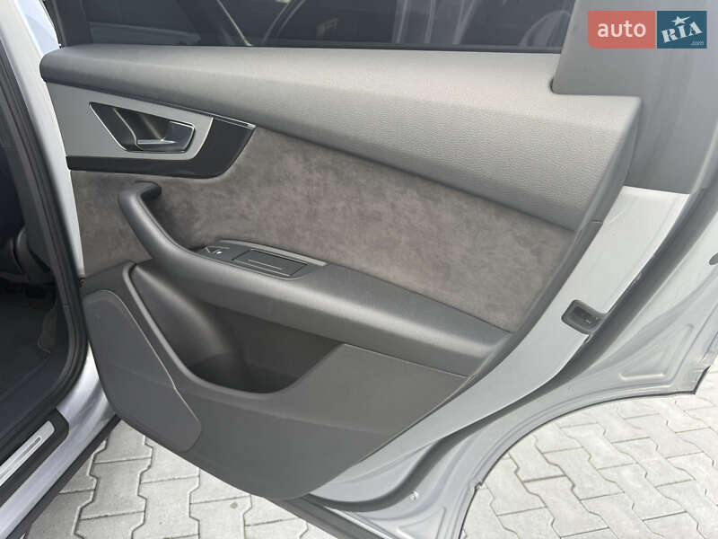 Внедорожник / Кроссовер Audi Q7 2018 в Ковеле