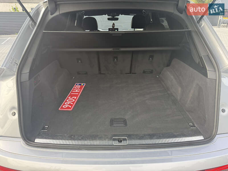 Внедорожник / Кроссовер Audi Q7 2018 в Ковеле