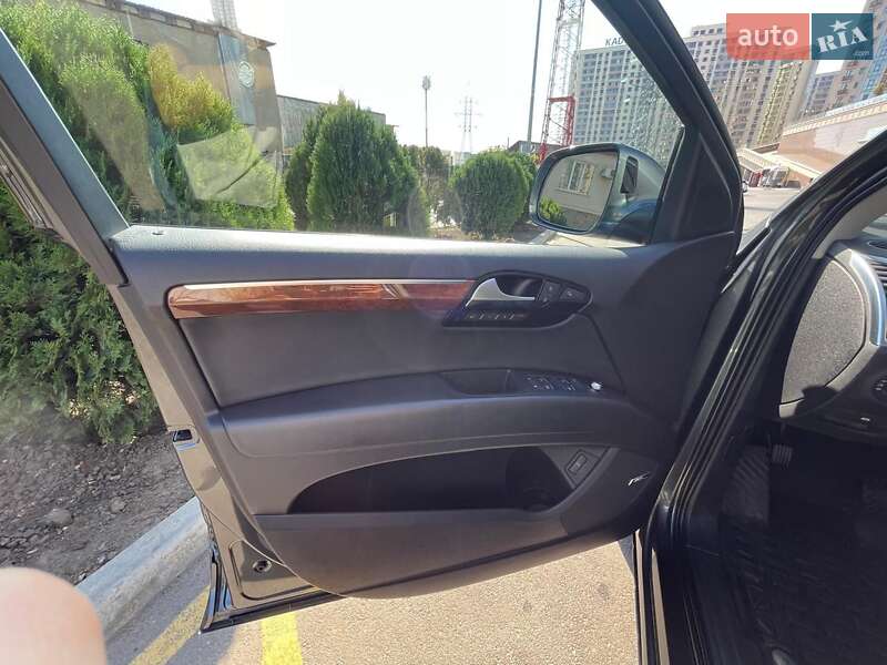 Внедорожник / Кроссовер Audi Q7 2015 в Одессе фото 13 Внедорожник / Кроссовер Audi Q7 2015 в Одессе