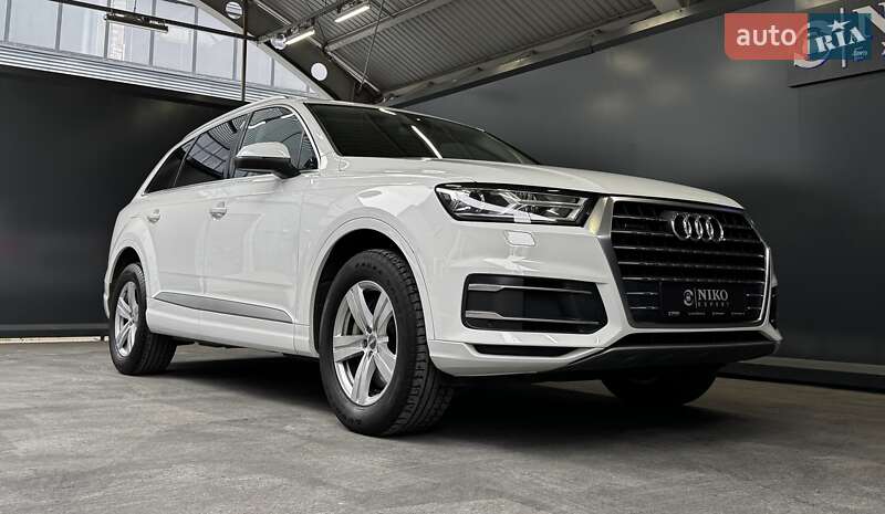 Позашляховик / Кросовер Audi Q7 2018 в Києві