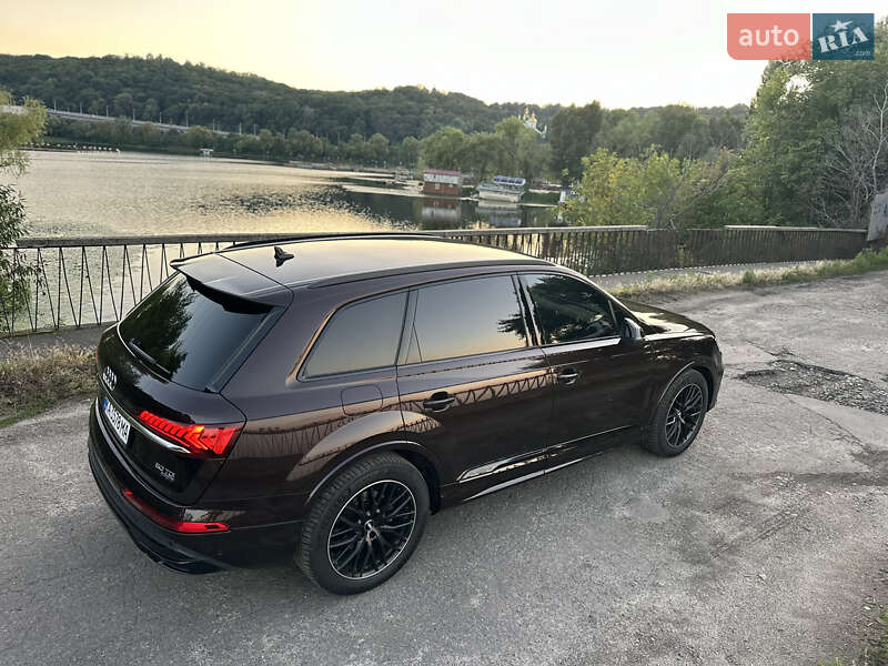 Позашляховик / Кросовер Audi Q7 2020 в Львові