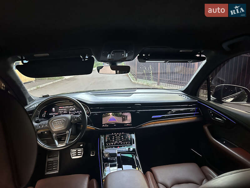 Позашляховик / Кросовер Audi Q7 2020 в Львові
