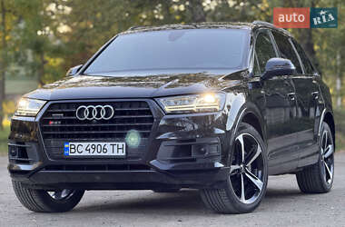 Внедорожник / Кроссовер Audi Q7 2018 в 