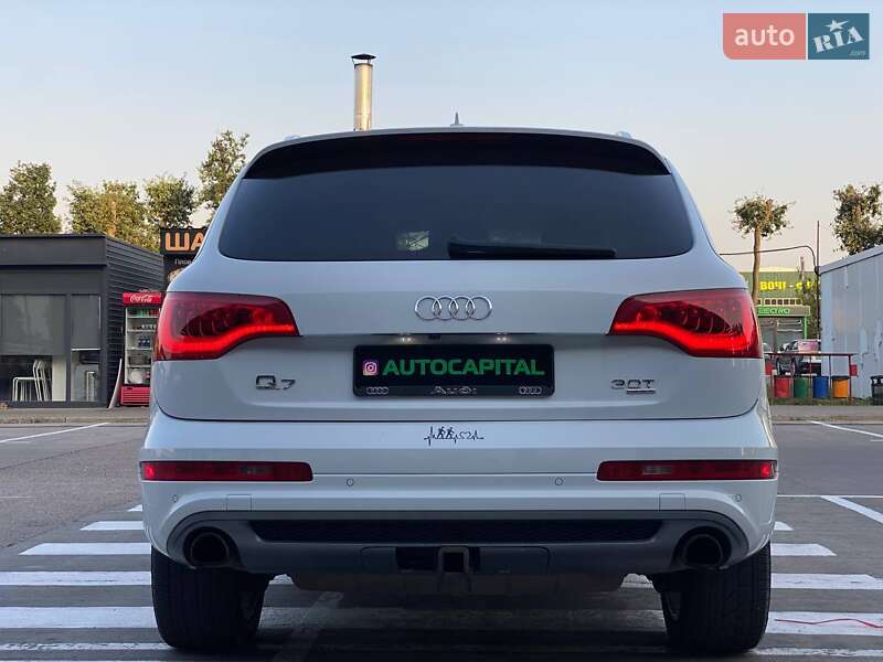 Позашляховик / Кросовер Audi Q7 2013 в Києві