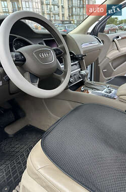 Внедорожник / Кроссовер Audi Q7 2013 в 
