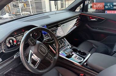 Внедорожник / Кроссовер Audi Q7 2020 в 