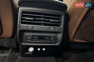 Внедорожник / Кроссовер Audi Q7 2020 в 