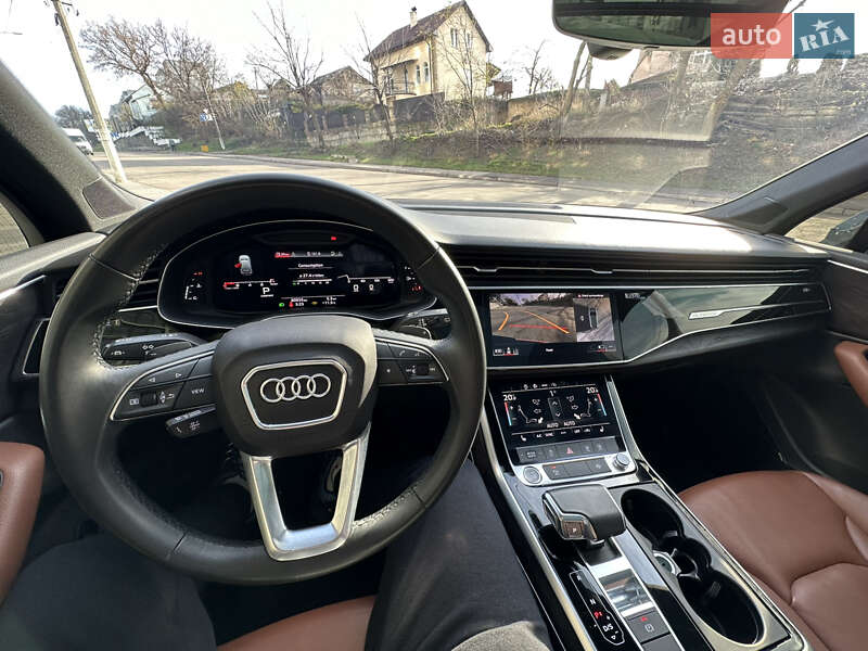 Позашляховик / Кросовер Audi Q7 2021 в Києві