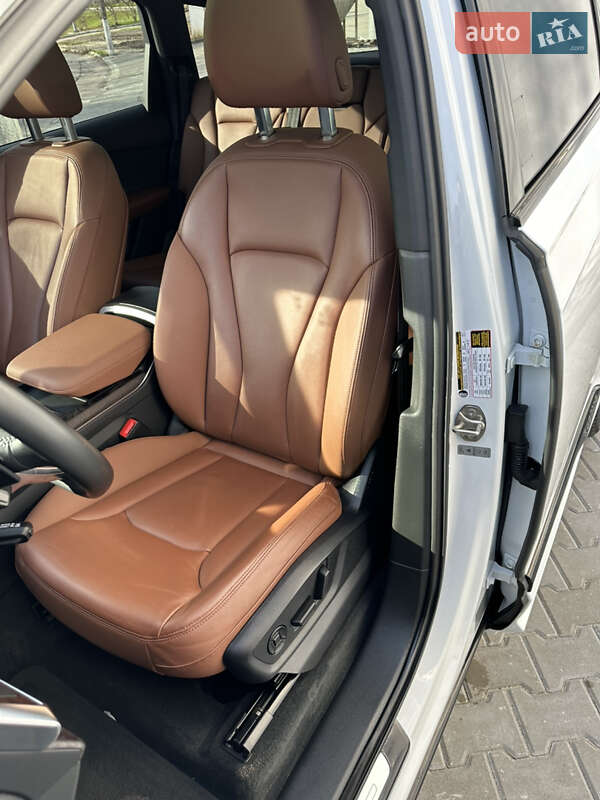 Позашляховик / Кросовер Audi Q7 2021 в Києві