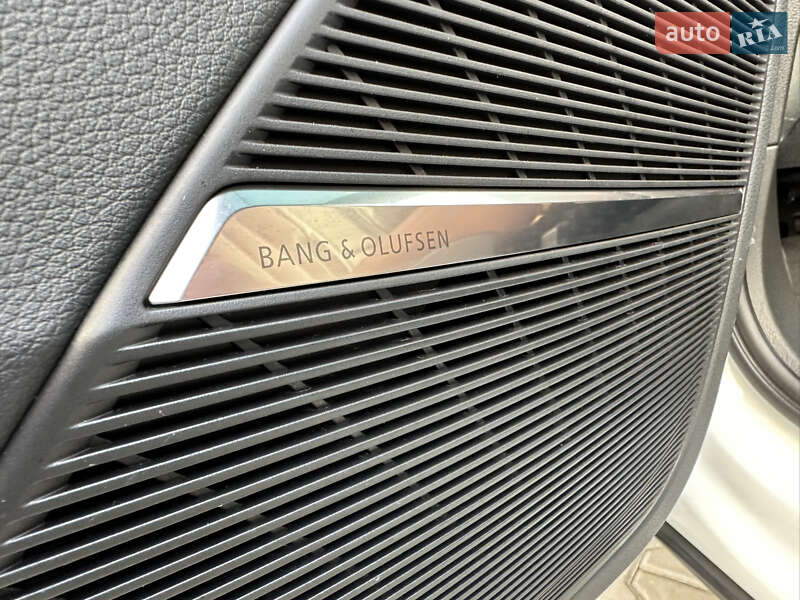 Позашляховик / Кросовер Audi Q7 2021 в Києві
