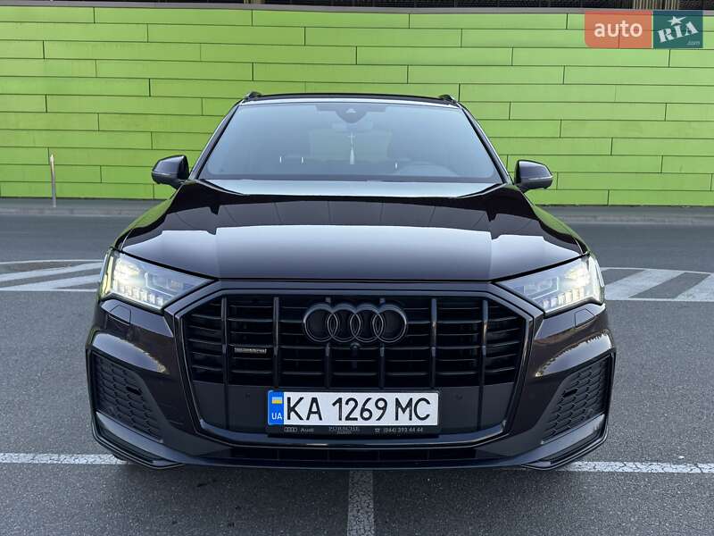 Позашляховик / Кросовер Audi Q7 2022 в Києві