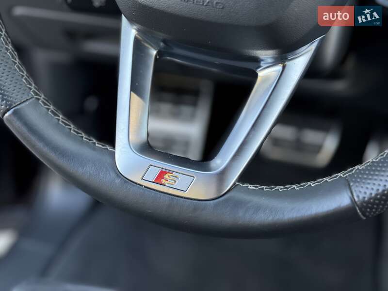 Позашляховик / Кросовер Audi Q7 2022 в Києві