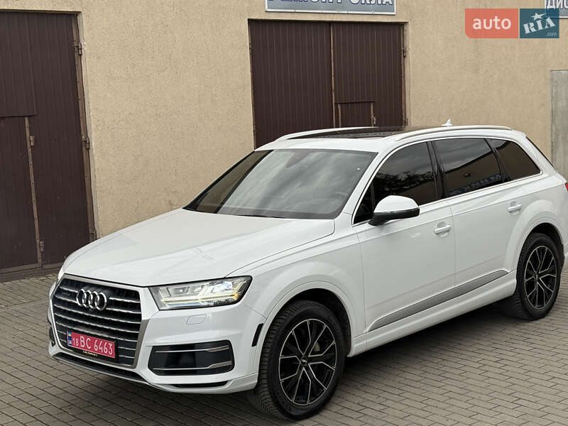 Внедорожник / Кроссовер Audi Q7 2017 в Владимире