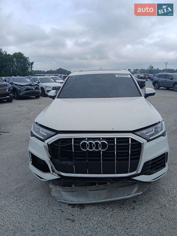 Внедорожник / Кроссовер Audi Q7 2021 в Киеве