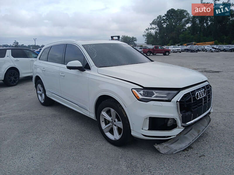 Внедорожник / Кроссовер Audi Q7 2021 в Киеве