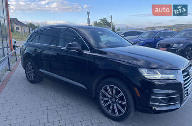 Позашляховик / Кросовер Audi Q7 2017 в 