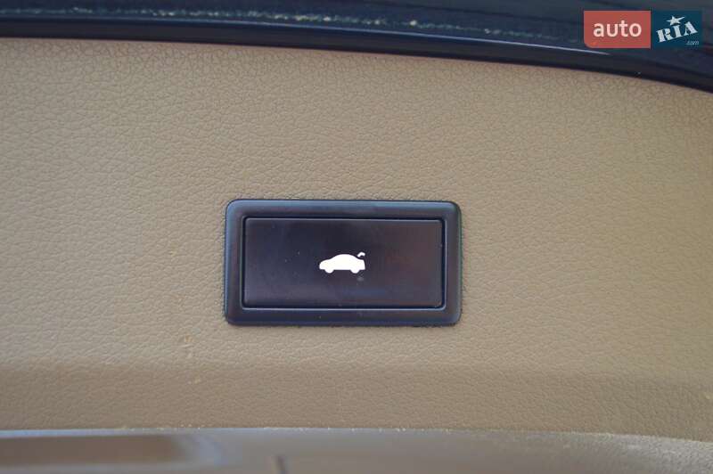 Позашляховик / Кросовер Audi Q7 2010 в Одесі фото 44 Позашляховик / Кросовер Audi Q7 2010 в Одесі