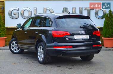 Внедорожник / Кроссовер Audi Q7 2010 в 