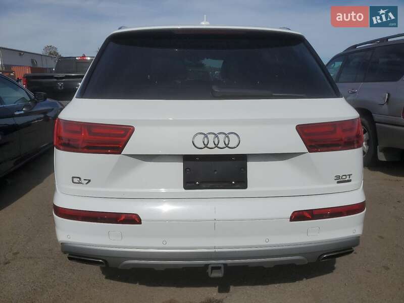 Внедорожник / Кроссовер Audi Q7 2015 в Чернигове