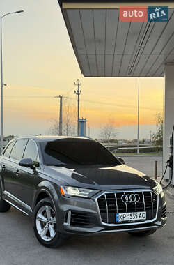 Внедорожник / Кроссовер Audi Q7 2020 в 