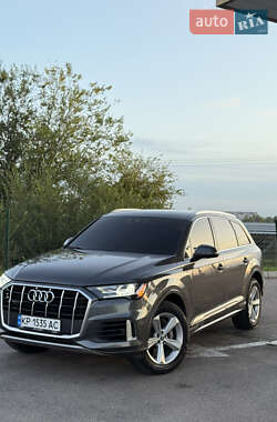 Внедорожник / Кроссовер Audi Q7 2020 в 