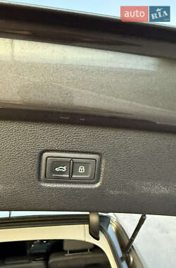 Внедорожник / Кроссовер Audi Q7 2020 в 
