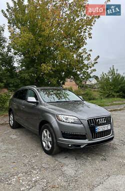 Внедорожник / Кроссовер Audi Q7 2011 в 