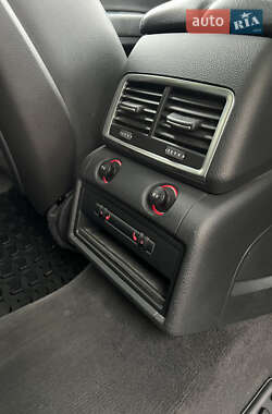 Внедорожник / Кроссовер Audi Q7 2011 в 