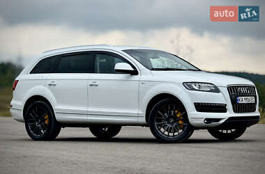 Позашляховик / Кросовер Audi Q7 2013 в 