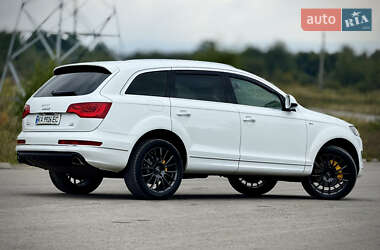 Позашляховик / Кросовер Audi Q7 2013 в 