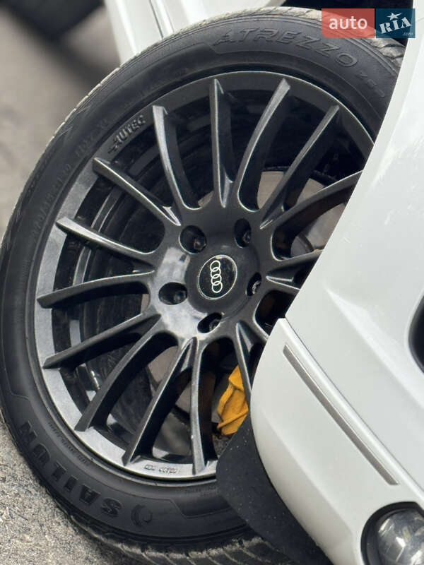 Внедорожник / Кроссовер Audi Q7 2013 в Трускавце