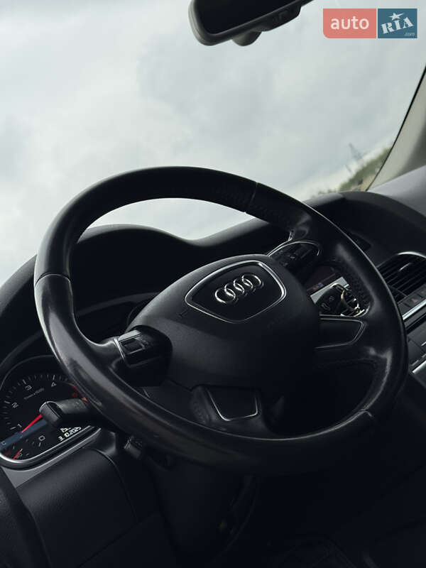 Внедорожник / Кроссовер Audi Q7 2013 в Трускавце