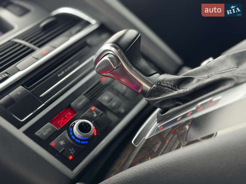 Внедорожник / Кроссовер Audi Q7 2013 в Трускавце