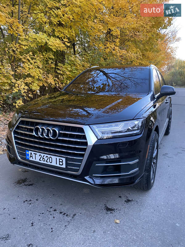 Позашляховик / Кросовер Audi Q7 2017 в Івано-Франківську