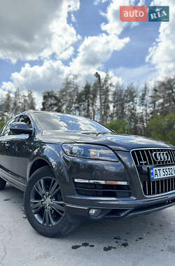 Внедорожник / Кроссовер Audi Q7 2010 в 