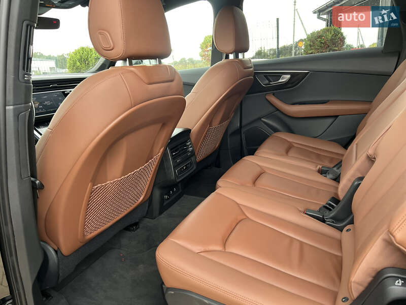 Внедорожник / Кроссовер Audi Q7 2022 в Львове