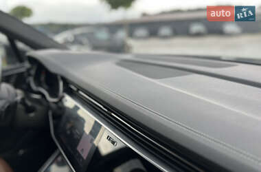 Позашляховик / Кросовер Audi Q7 2022 в 