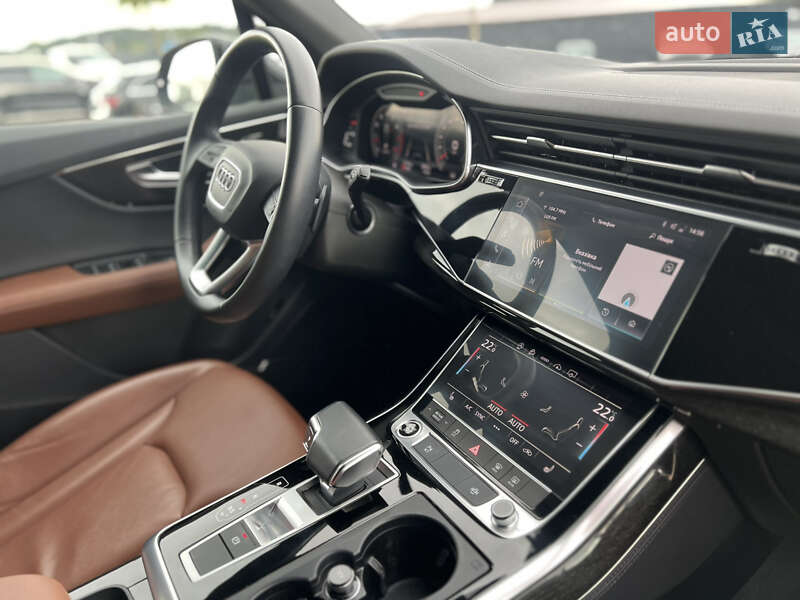 Внедорожник / Кроссовер Audi Q7 2022 в Львове