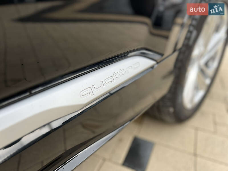 Внедорожник / Кроссовер Audi Q7 2022 в Львове