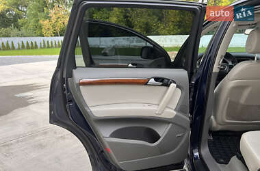 Внедорожник / Кроссовер Audi Q7 2013 в 