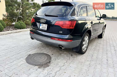 Внедорожник / Кроссовер Audi Q7 2006 в 