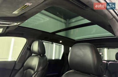 Позашляховик / Кросовер Audi Q7 2016 в 