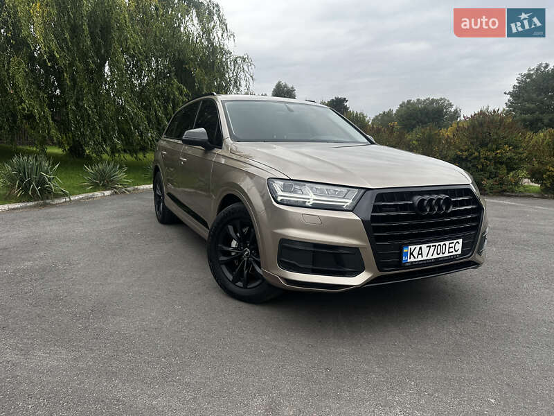 Внедорожник / Кроссовер Audi Q7 2018 в Киеве