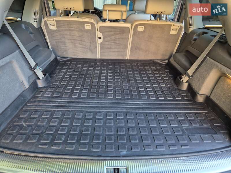 Внедорожник / Кроссовер Audi Q7 2010 в Одессе