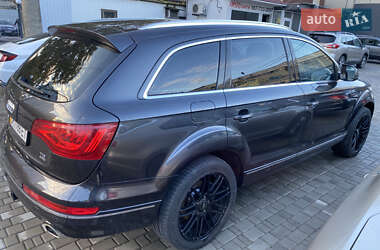 Внедорожник / Кроссовер Audi Q7 2014 в 