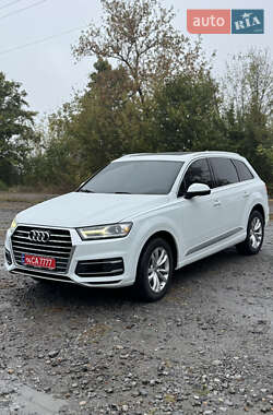 Позашляховик / Кросовер Audi Q7 2018 в Вінниці