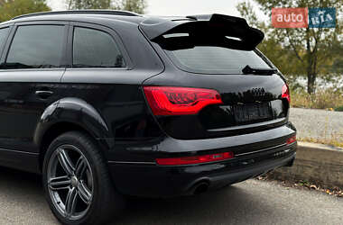 Позашляховик / Кросовер Audi Q7 2014 в 