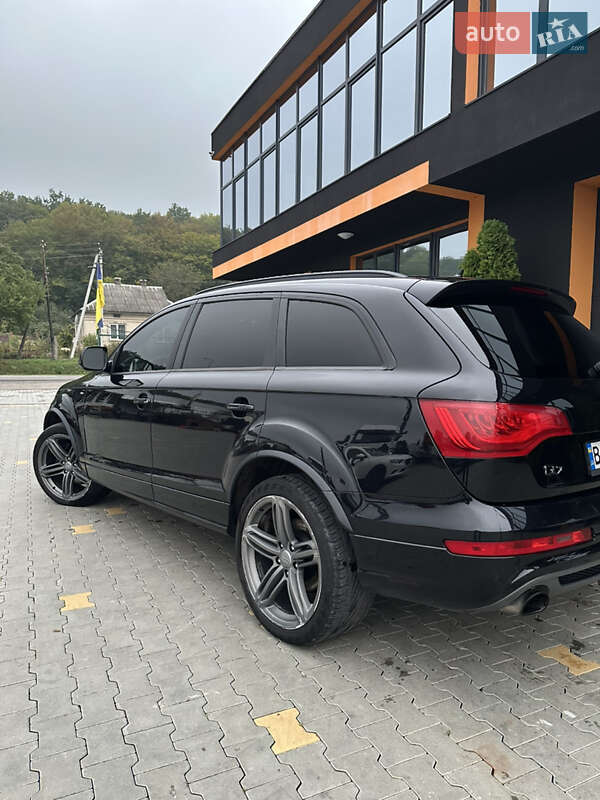 Позашляховик / Кросовер Audi Q7 2015 в Теребовлі