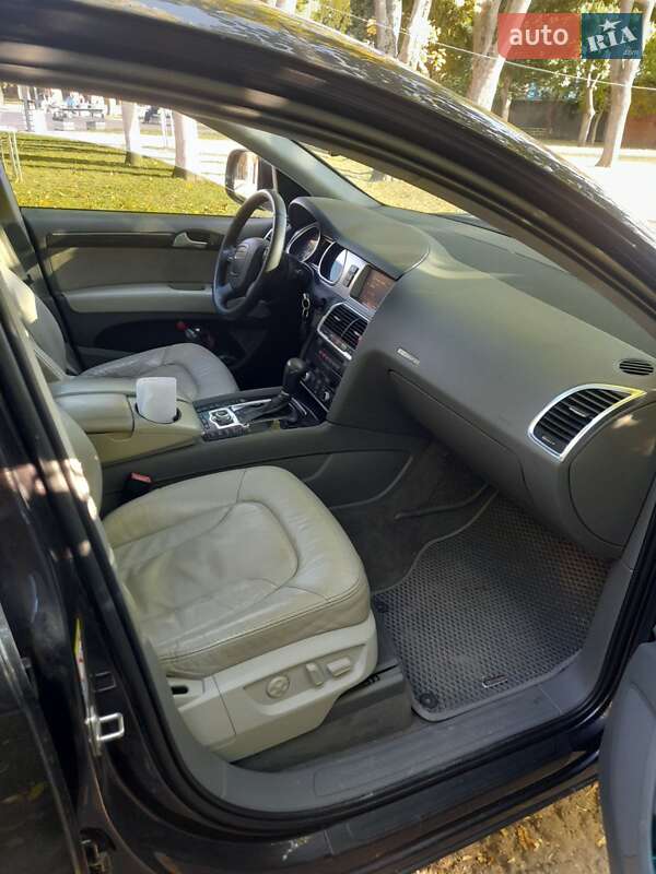 Позашляховик / Кросовер Audi Q7 2007 в Сумах